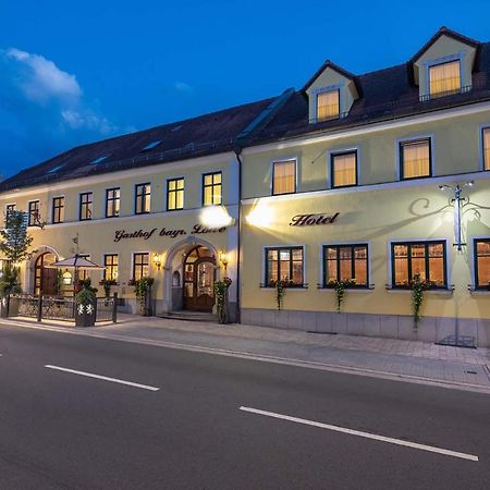 Hotel Bayrischer Loewe Osterhofen Kültér fotó