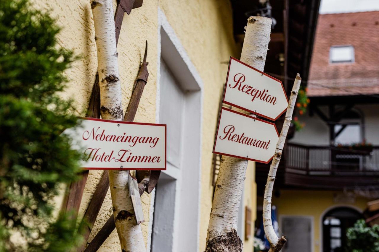 Hotel Bayrischer Loewe Osterhofen Kültér fotó